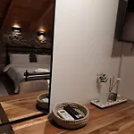 Domek alpejski Kertezi Kalawrita