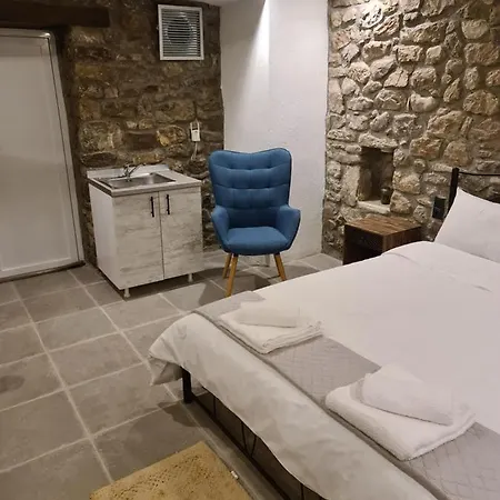 Kertezi *