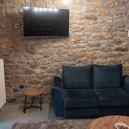 Kertezi * Калаврита