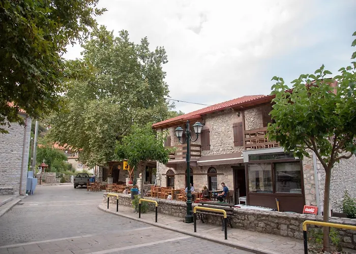 Kertezi Alpehytte Kalavryta